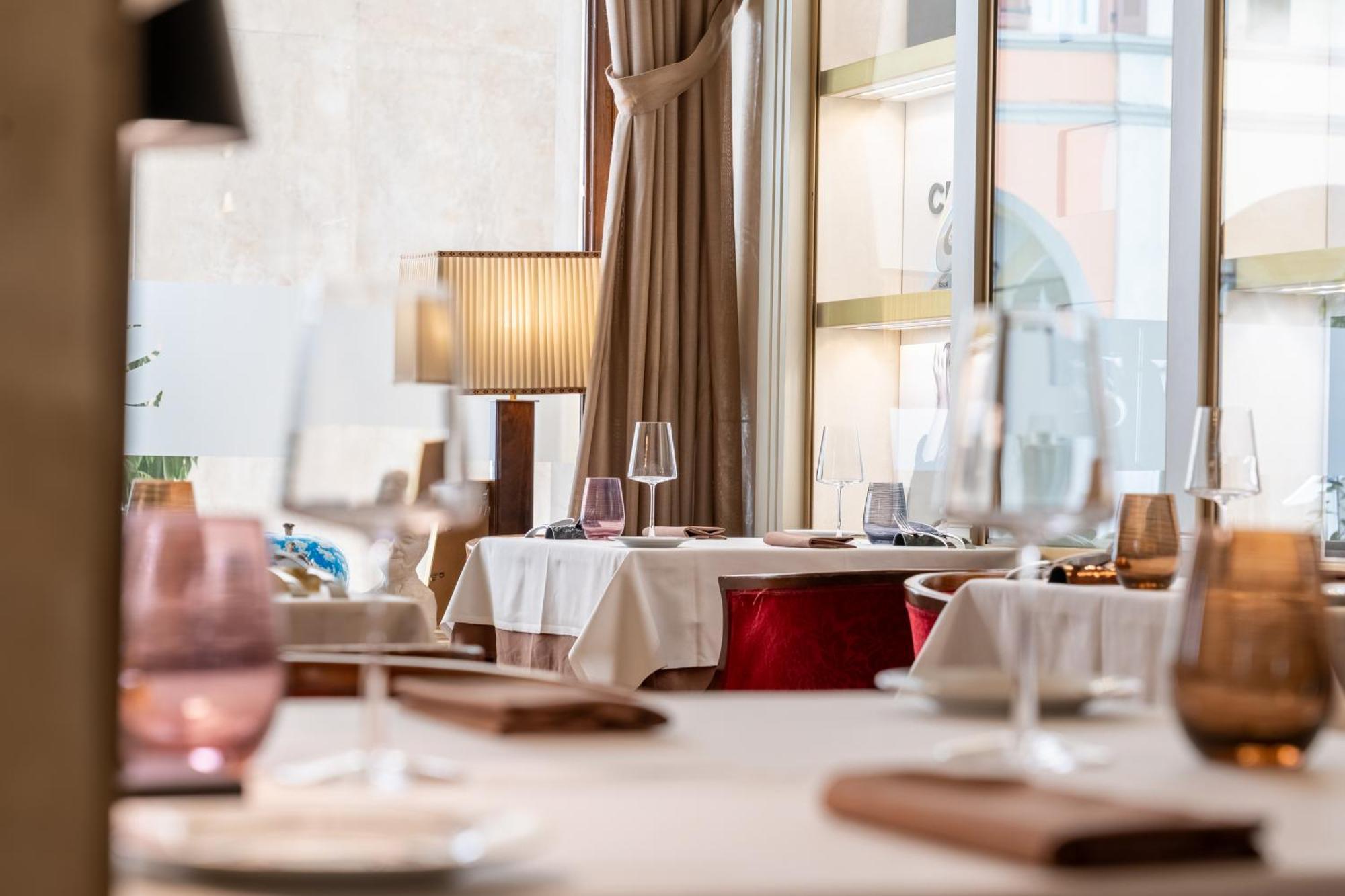 Hotel Vittoria Brescia Ngoại thất bức ảnh